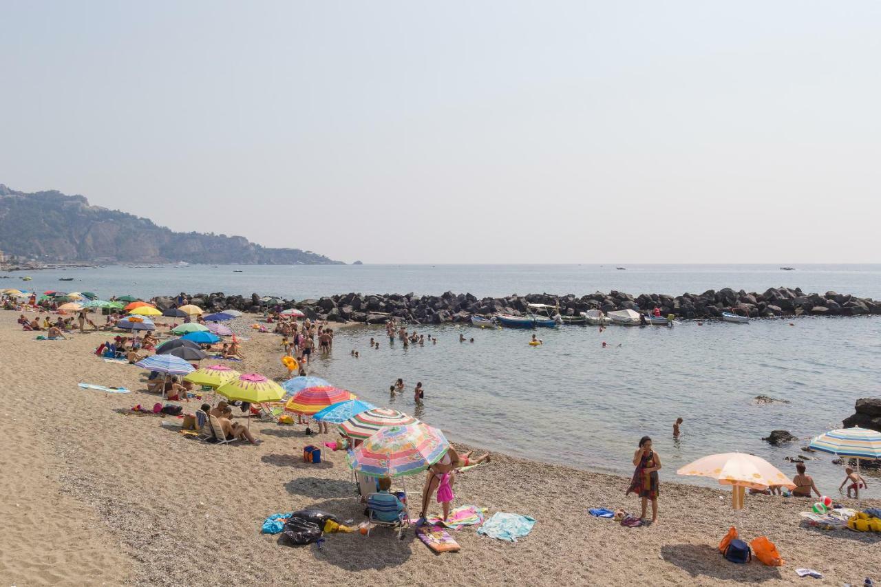 Casa Amica Apartment Giardini Naxos Luaran gambar
