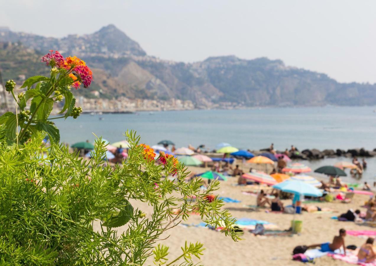 Casa Amica Apartment Giardini Naxos Luaran gambar