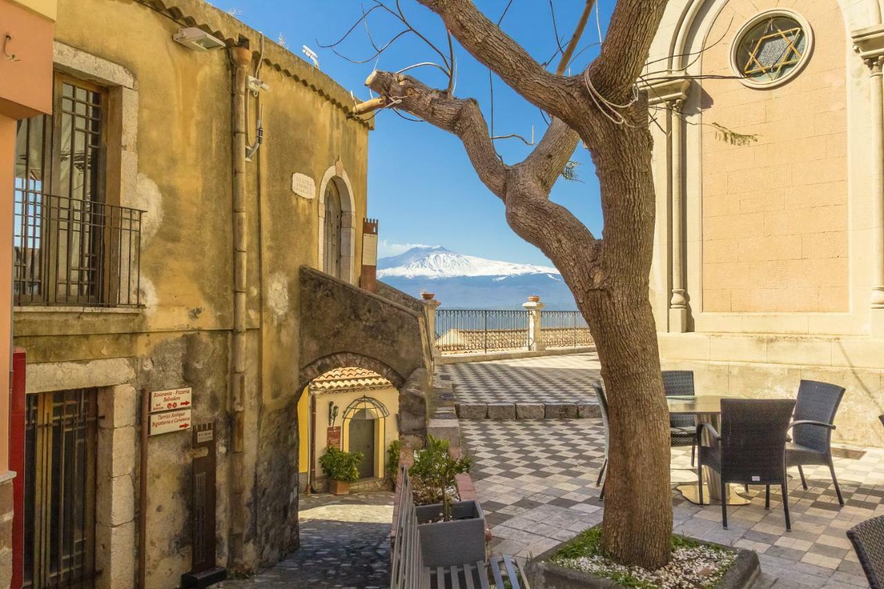 Casa Amica Apartment Giardini Naxos Luaran gambar